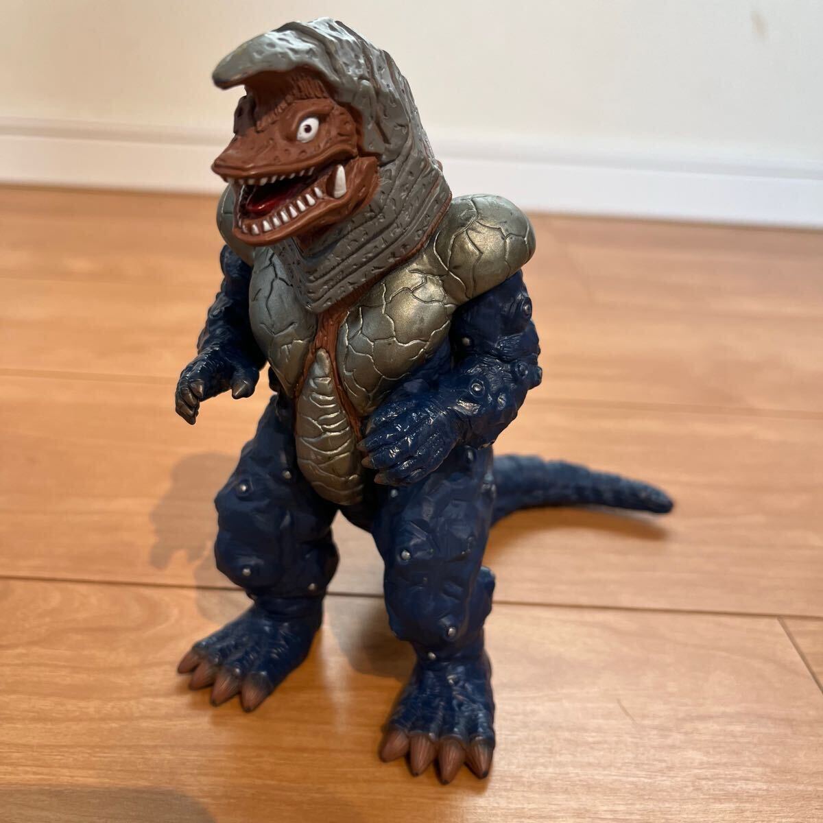 Yahoo!オークション -「ゴルザ」(怪獣、宇宙人) (ウルトラマン