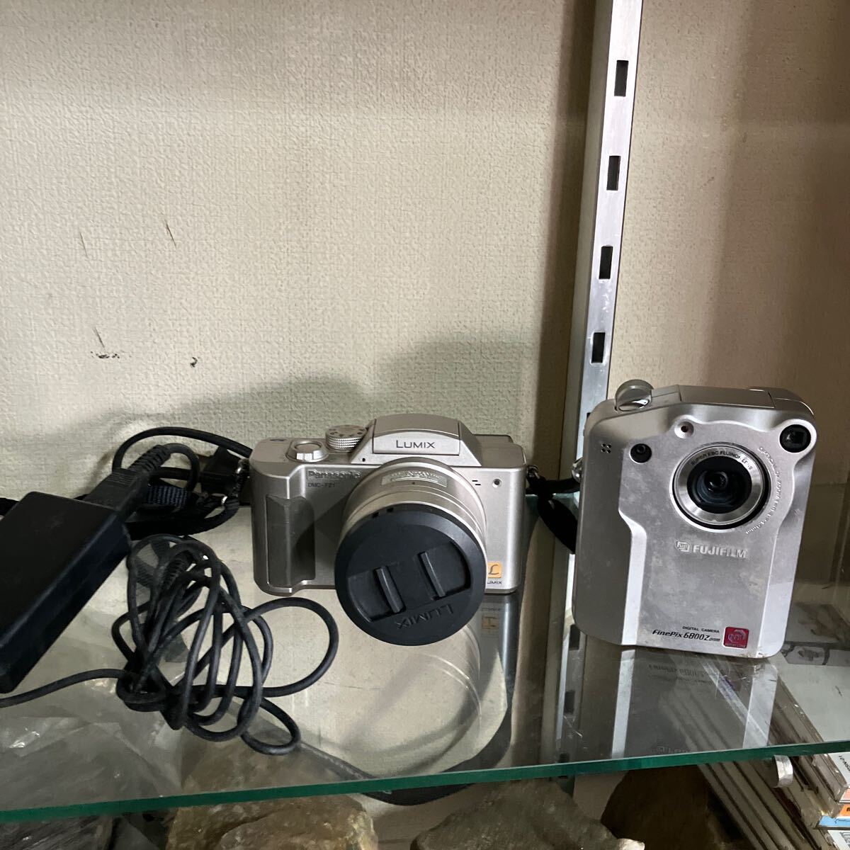 Yahoo!オークション -「finepix 6800z」(コンパクトデジタル Yahoo!オークション -「finepix 6800z」(コンパクトデジタル