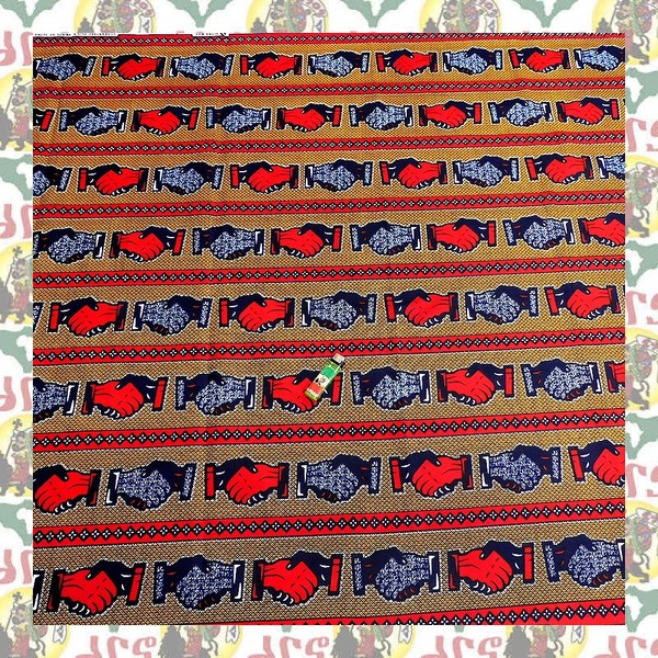 【SALE/270cm x 110cm/3ヤード】アフリカンプリント生地 barg-q74 アフリカ布 アフリカ生地 ゴールドプリント アンカラ キテンゲ パーニュ