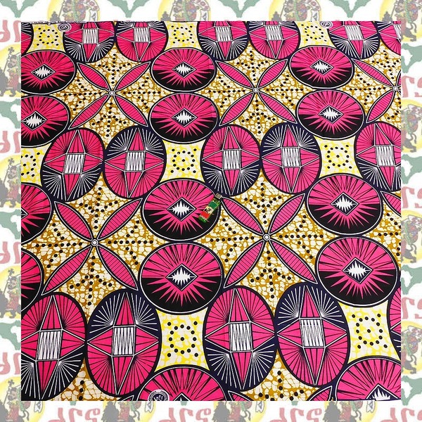 【SALE/270cm x 110cm/3ヤード】アフリカンプリント生地 barg-q85 アフリカ布 アフリカ生地 ゴールドプリント アンカラ キテンゲ パーニュ