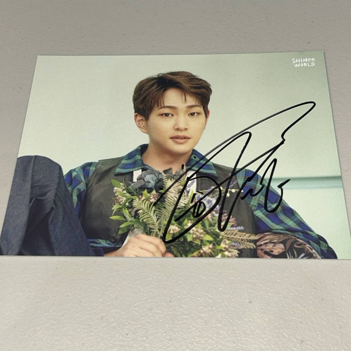 Yahoo!オークション -「shinee オニュ サイン」(タレントグッズ Yahoo!オークション -「shinee オニュ サイン」(タレントグッズ