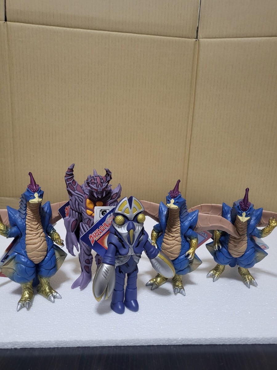 ウルトラマンコスモス怪獣フィギュア2種セット｜kyouei-kougyou.jp