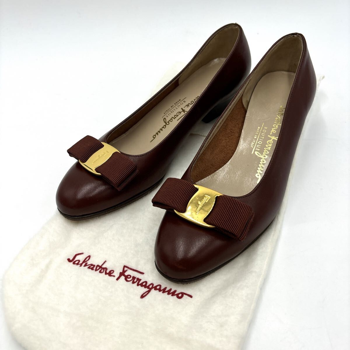 ⭐️未使用近い⭐️ フェラガモパンプス　ベージュ　6 1/2 楽天市場】フェラガモ（カラーベージュ）（パンプス｜レディース