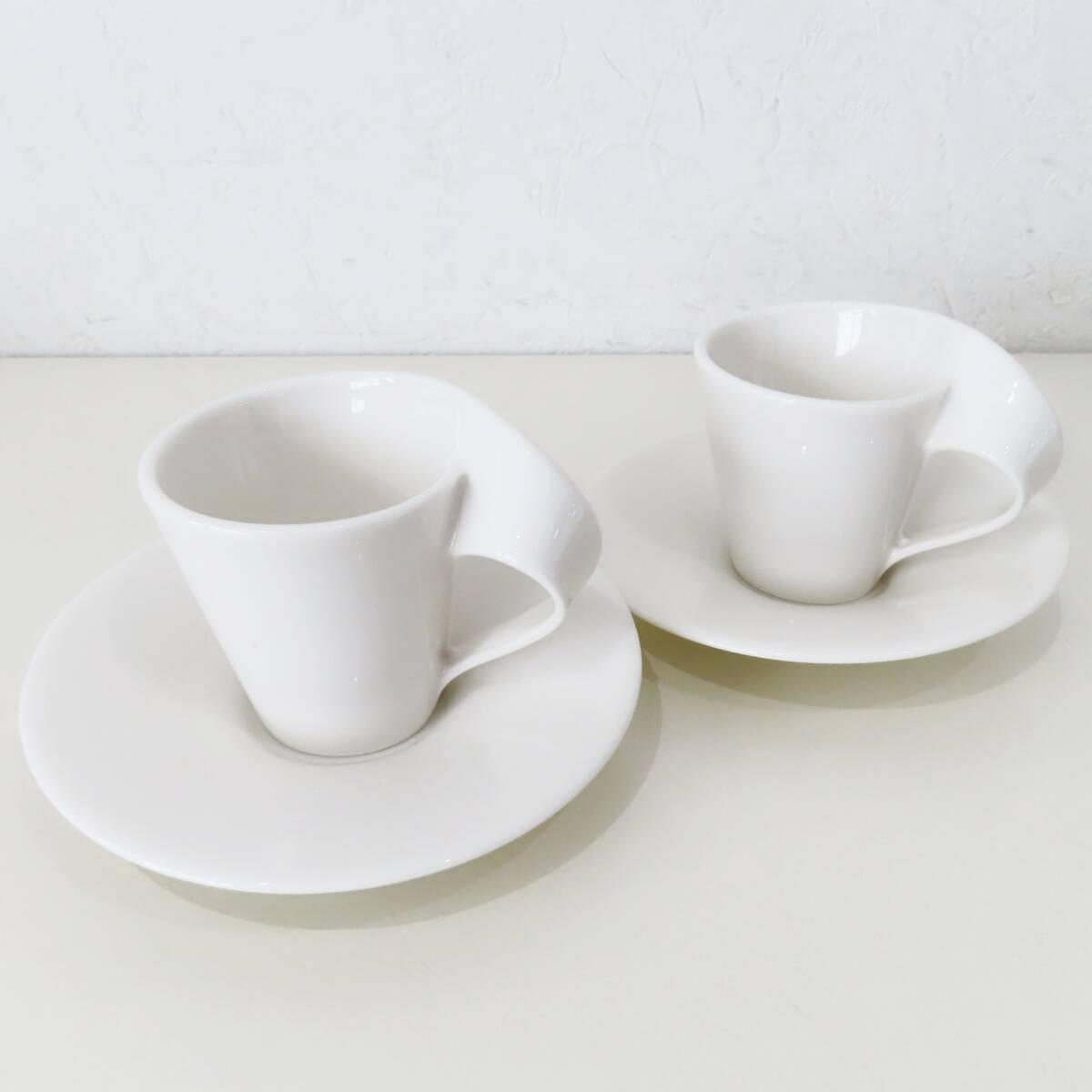 ビレロイ&ボッホ ニューウェイブカフェペアスモールマグ