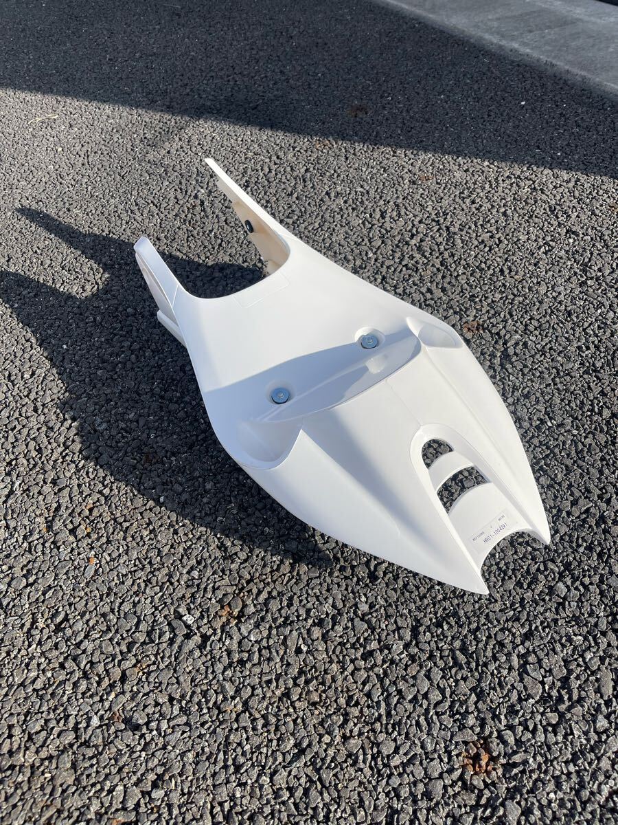 NSF100用 08:CBR1000RRレプリカ レースシートカウル (白ゲル) / ソリッドアップ