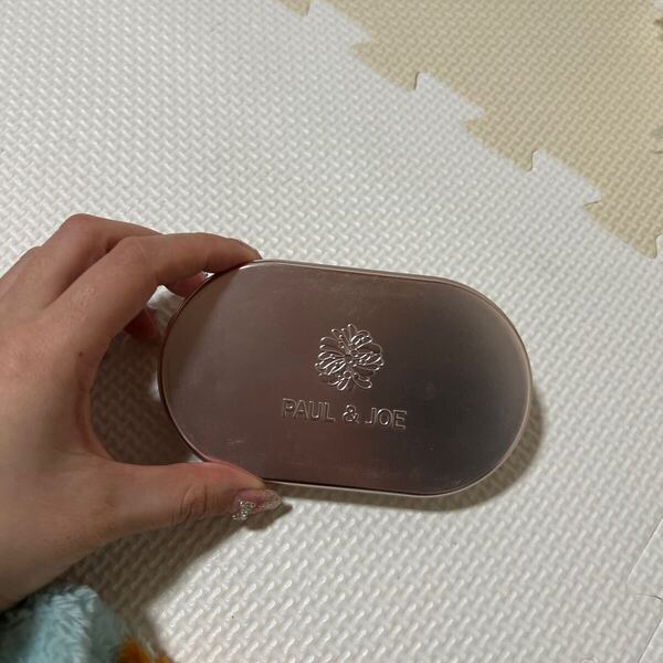 ポールアンドジョー ファンデーションケース