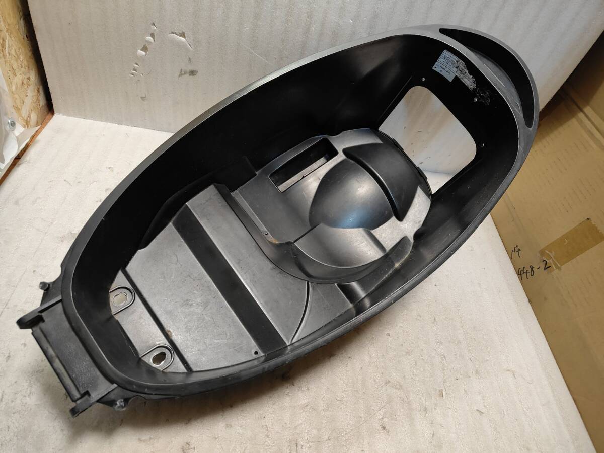 3型 シグナスX 純正メットインボックス Yahoo!オークション -「シグナス メットインボックス」(自動車