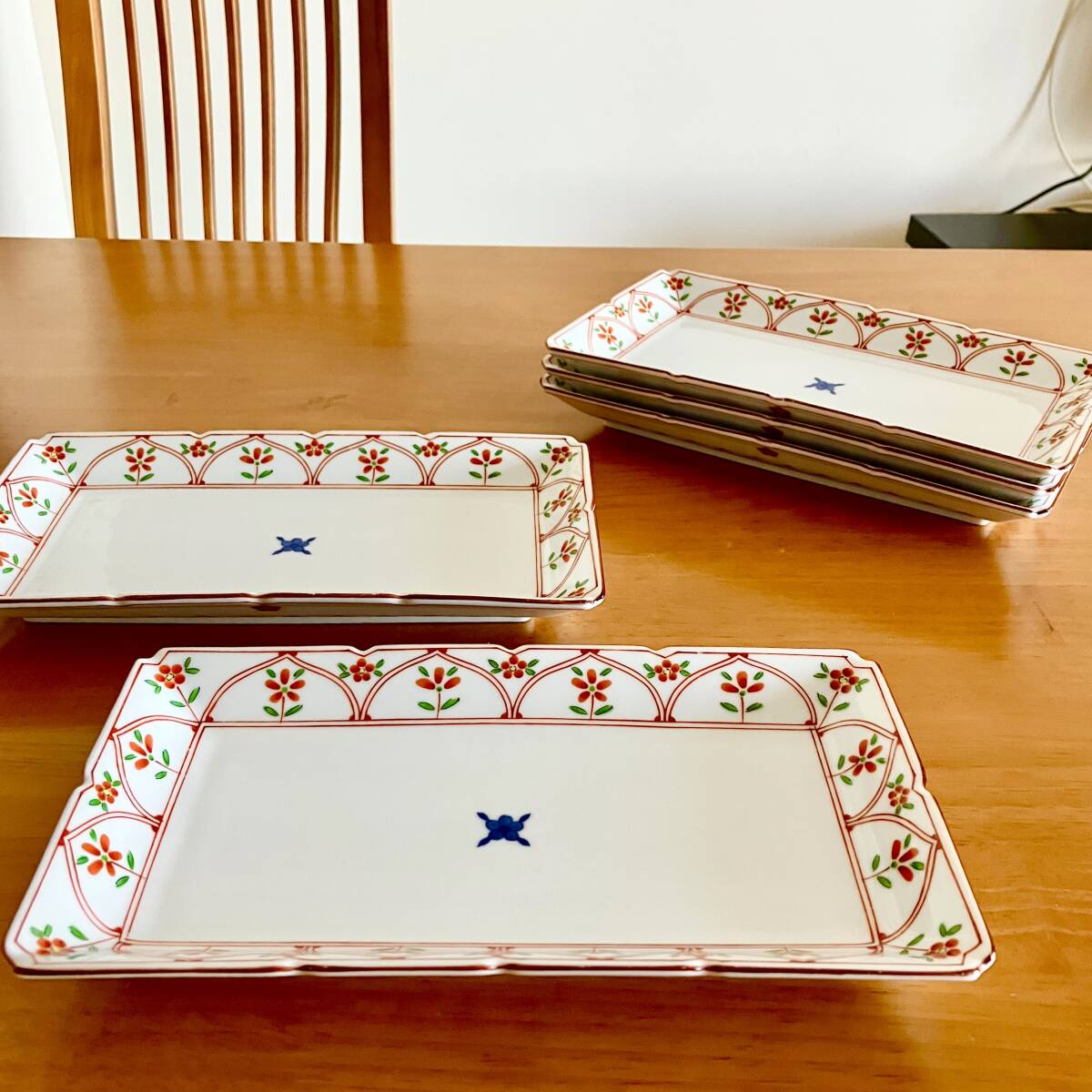 Yahoo!オークション -「たち吉 角皿 赤絵」(食器) (キッチン Yahoo!オークション -「たち吉 角皿 赤絵」(食器) (キッチン