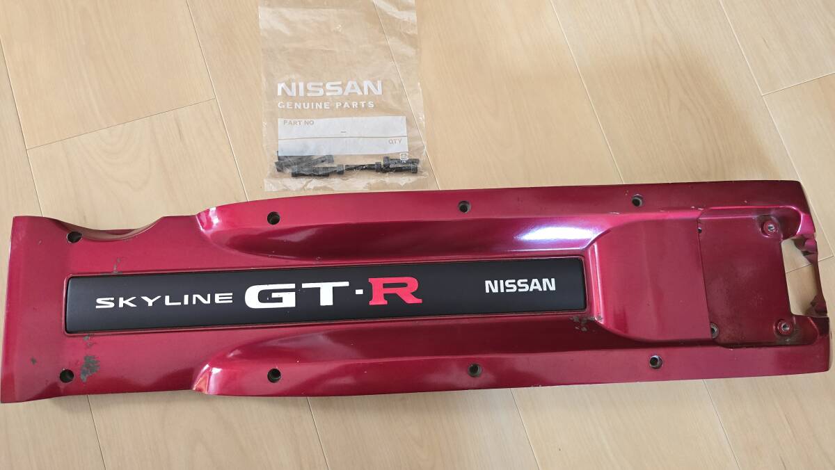 R34 BNR34 スカイラインGT-R RB26DETT 純正エンジンロッカーカバー