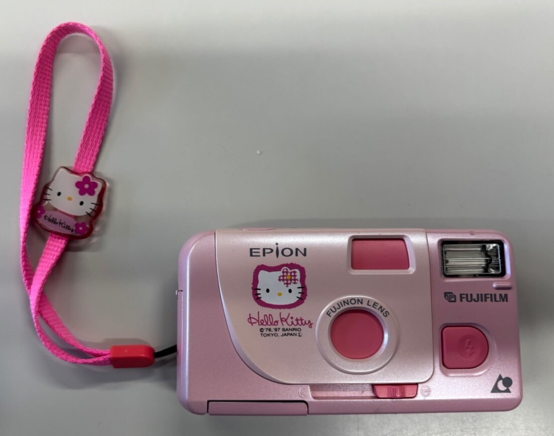 Yahoo!オークション -「ハローキティカメラ」(コンパクトカメラ Yahoo!オークション -「ハローキティカメラ」(コンパクトカメラ