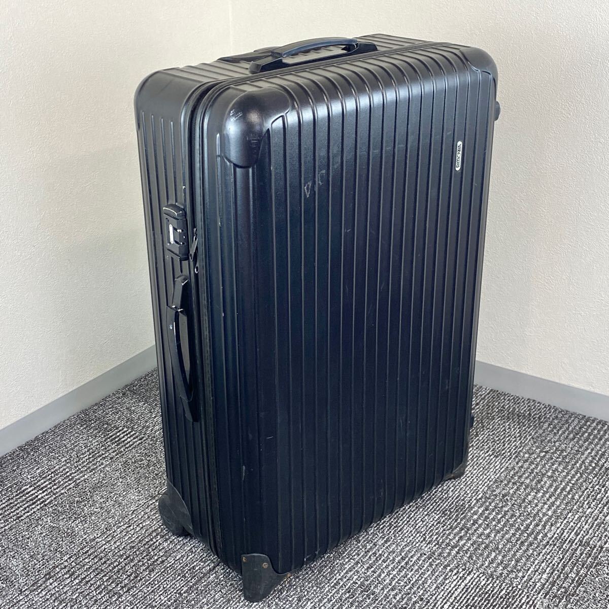 Yahoo!オークション -「リモワ サルサ 2輪 ブラック」の落札相場 Yahoo!オークション -「リモワ サルサ 2輪 ブラック」の落札相場