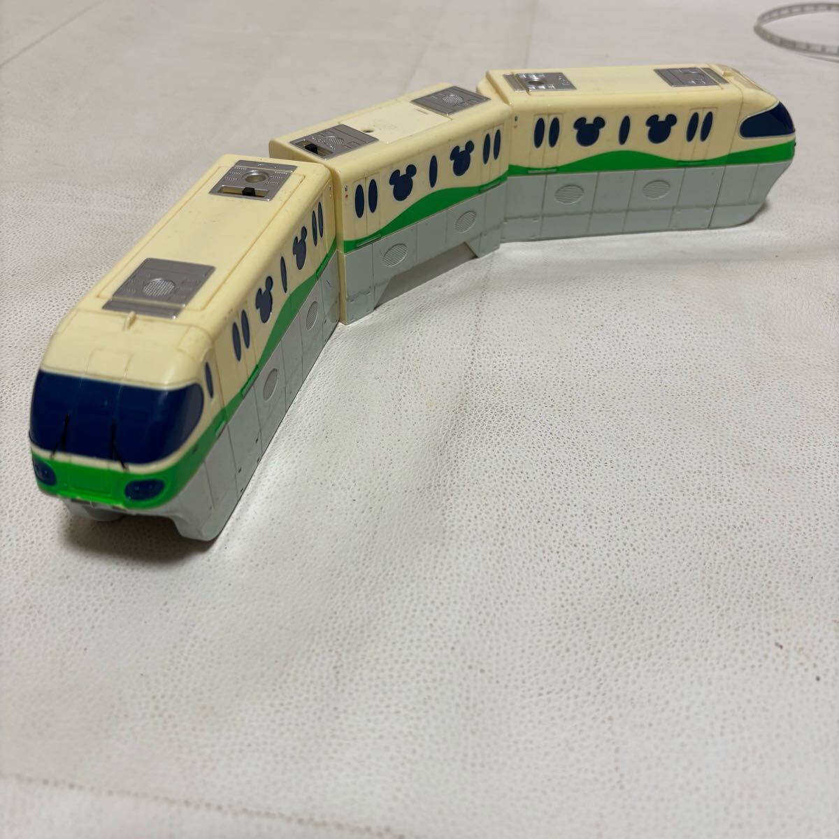 プラレール「リゾートライン 車両のみ」イエロー 黄色