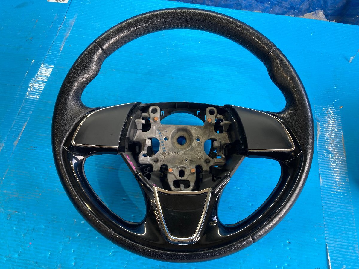 ●最高級●新品 ダイハツ 革巻ステアリング●レザーハンドル 純正 ホーンパッド●