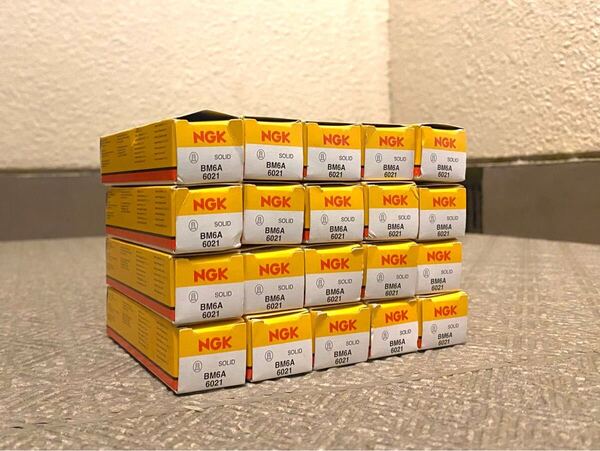 未使用保管品 NGK スパークプラグ 「20本セット」BM6A