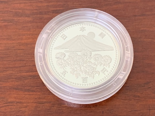 Yahoo!オークション -「菊菊」(記念硬貨) (日本)の落札相場