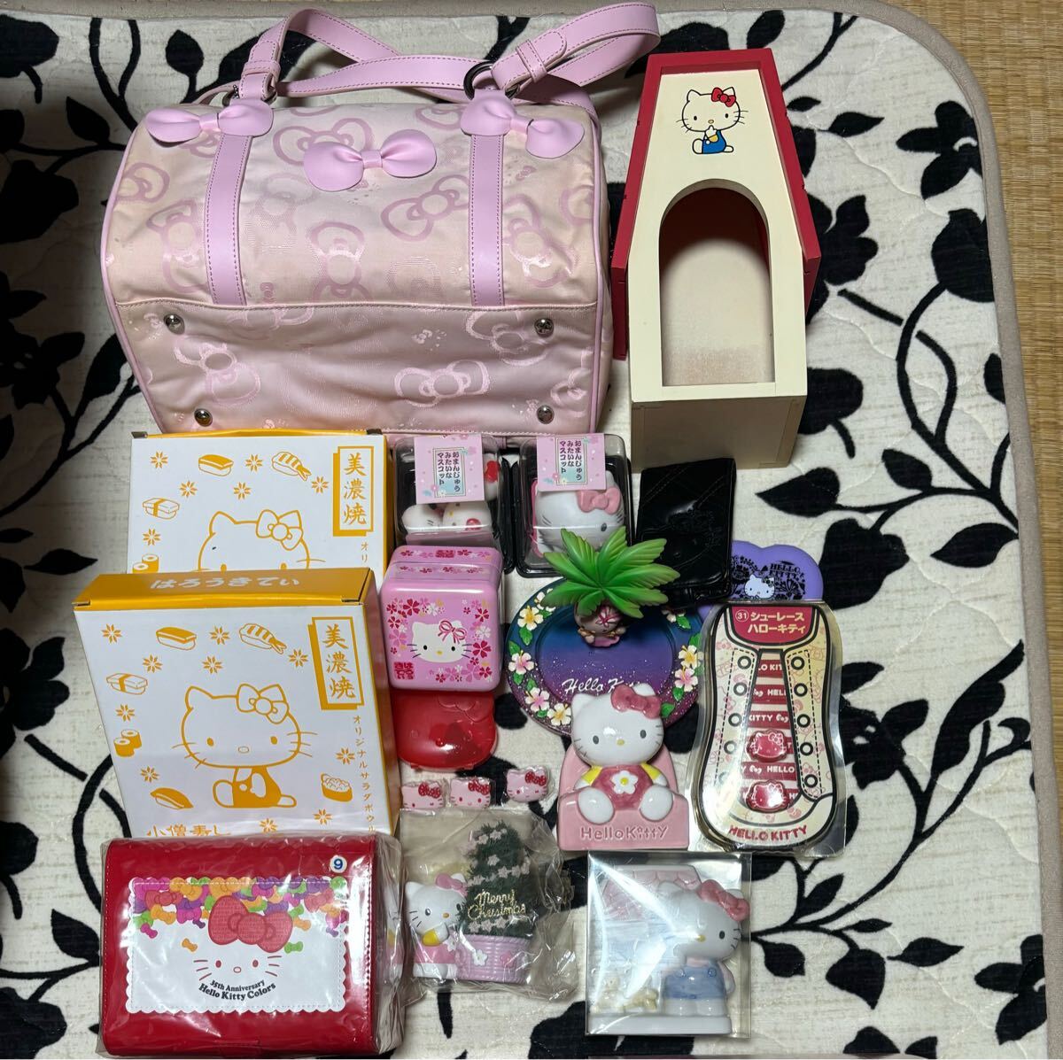 Yahoo!オークション -「キティ レトロ バッグ」(コミック Yahoo!オークション -「キティ レトロ バッグ」(コミック