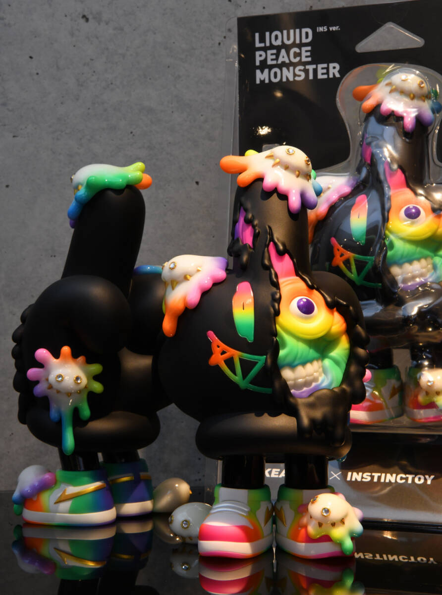 Frozen Maguro x Thunder Liquid by Chino Lam x INSTINCTOY