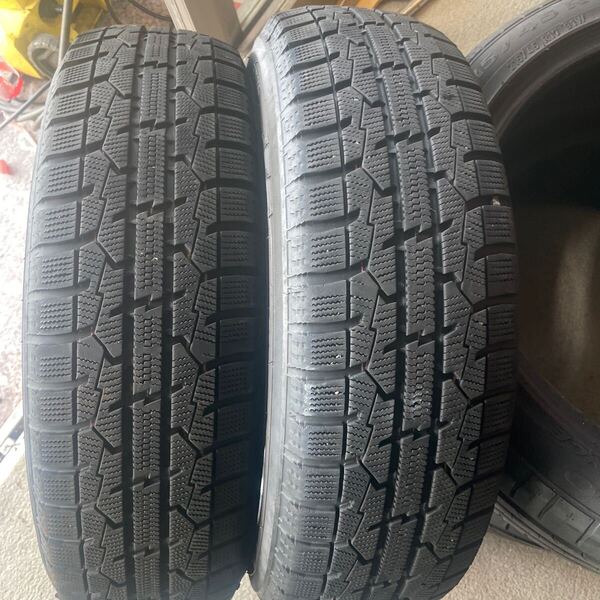175/65R15 トーヨータイヤ OBSERVE GARIT GIZ 中古スタッドレスタイヤ2本 2020年製 送料無料 残山あり