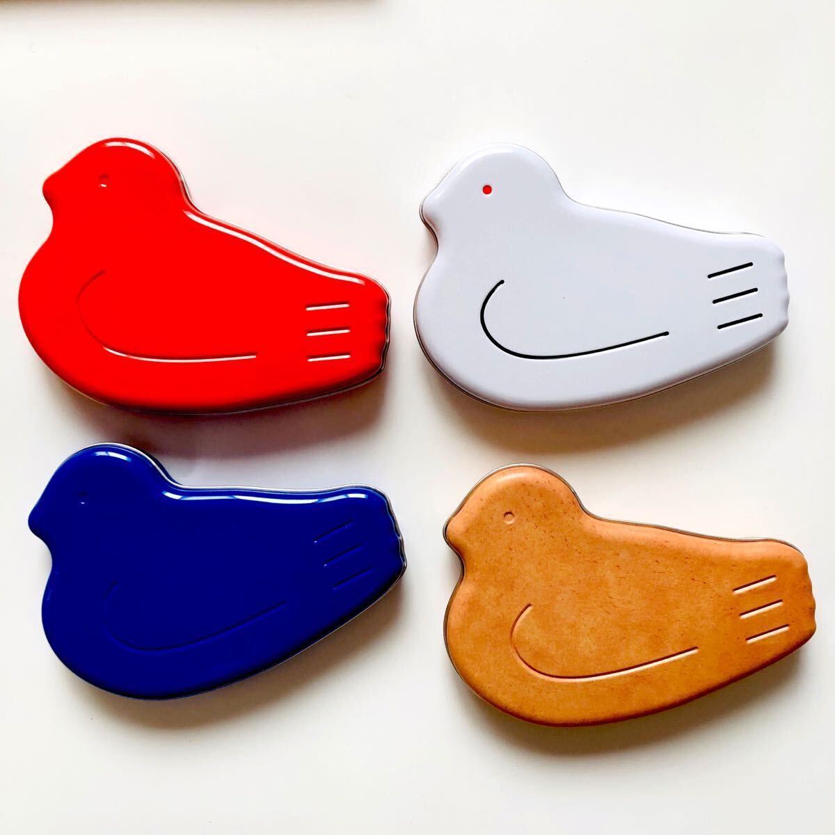 Yahoo!オークション -「鳩サブレー缶」(アンティーク