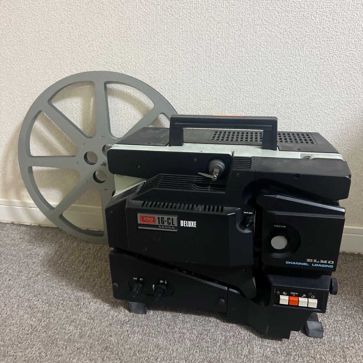 Yahoo!オークション -「elmo 16mm」の落札相場・落札価格 Yahoo!オークション -「elmo 16mm」の落札相場・落札価格