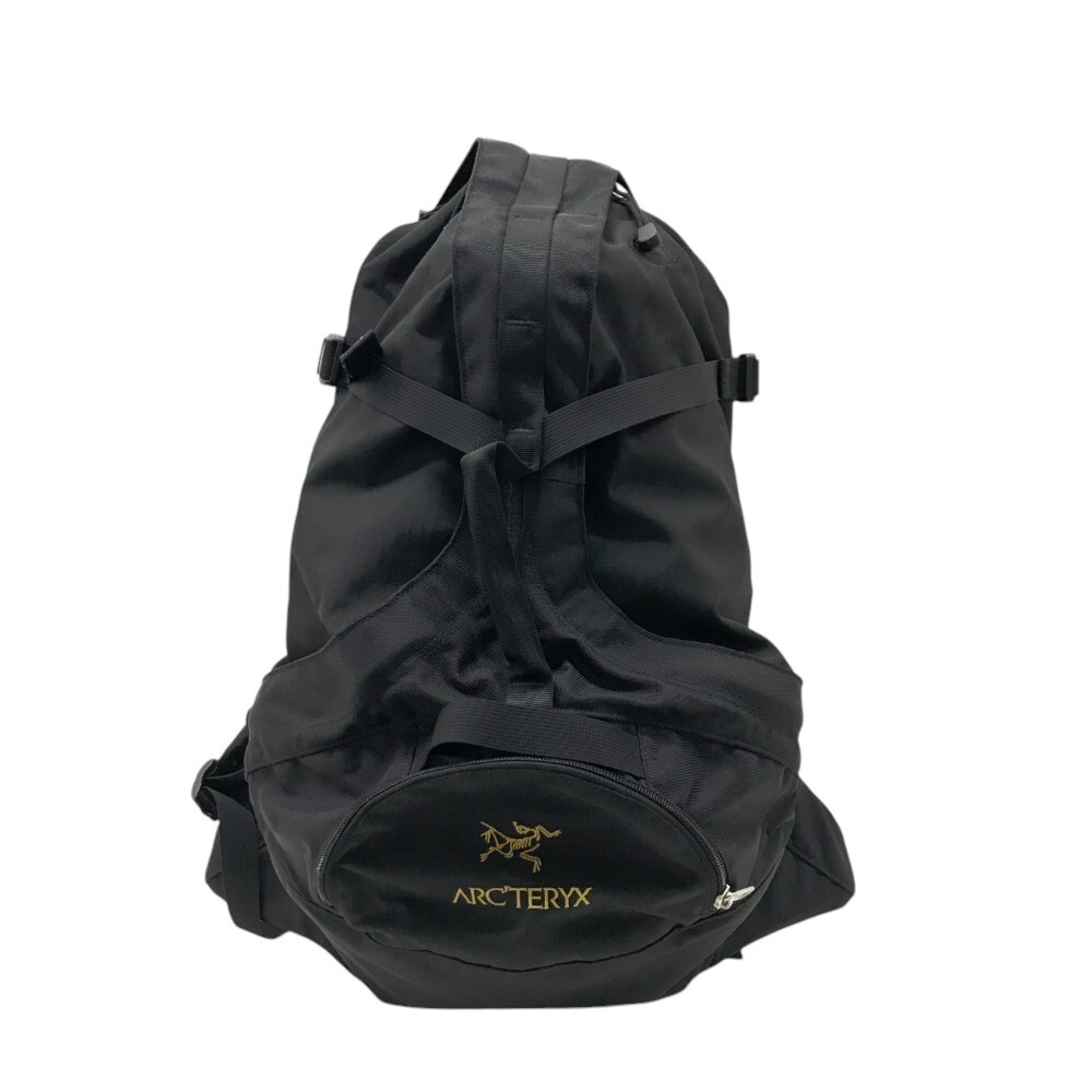 ARC'TERYX × BEAMS BEAMS 40周年別注バック ネイビー｜ファッション