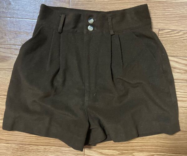 ショートパンツ ブラウン 茶色 ポケットあり 無地 秋冬