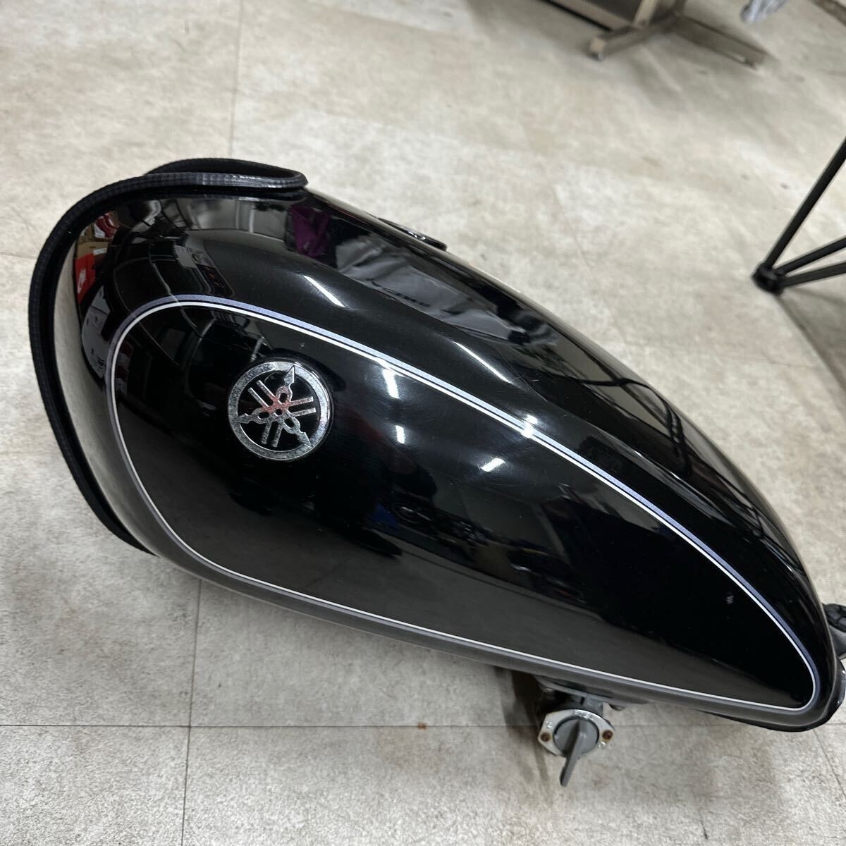 Yahoo!オークション -「sr400?タンク」の落札相場・落札価格 Yahoo!オークション -「sr400?タンク」の落札相場・落札価格