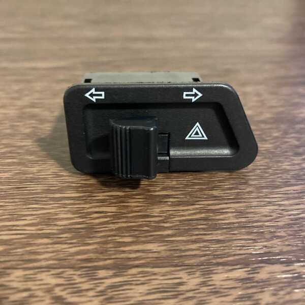 新品 送料込み ハザード機能付き Dio ウィンカースイッチ AF27 AF28 AF34 AF35 AF62 AF68用