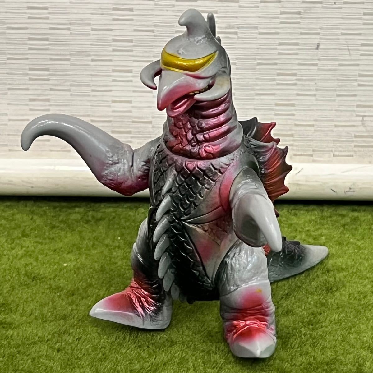 Yahoo!オークション -「ガイガン ソフビ」(ビンテージ) の落札 Yahoo!オークション -「ガイガン ソフビ」(ビンテージ) の落札