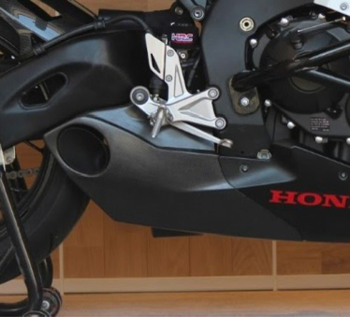 Yahoo!オークション -「cbr1000rr sc59 マフラー」(ホンダ用