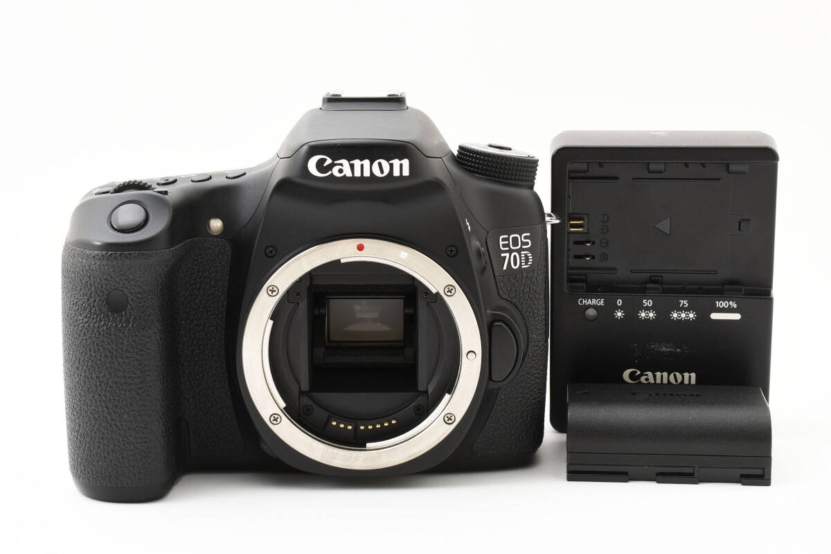 ☆ Wi-Fi/ショット数5834 Canon EOS 70D ボディ キャノン カメラ