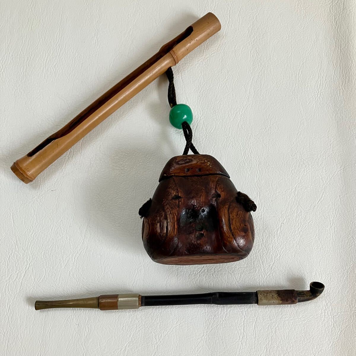 根付　江戸期　琵琶と鼠　当時の小物入れ　煙草入　薬入 根付 江戸期 琵琶と鼠 当時の小物入れ 煙草入 薬入 2025年