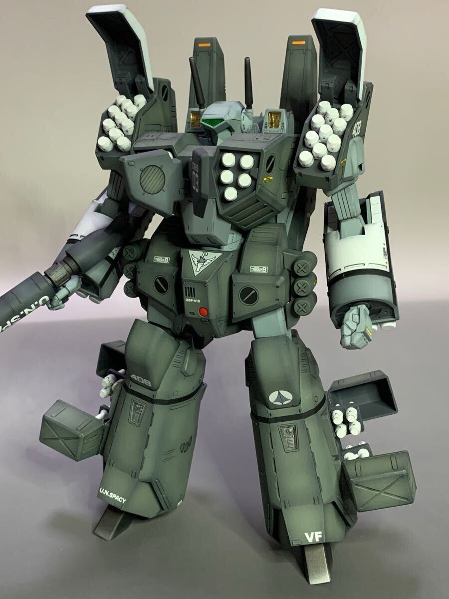 1/72 VF-1A アーマード バルキリー “ブルズアイ作戦 Part1”