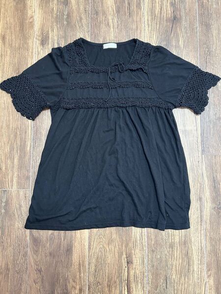 【Tシャツ】ブラック フリル 夏物 スパンコール レディース Lサイズ