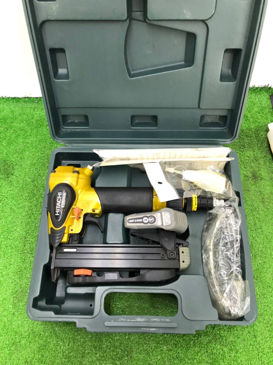 【中古品】★日立工機 高圧タッカ N2504HM / ITWNONAHRXY0