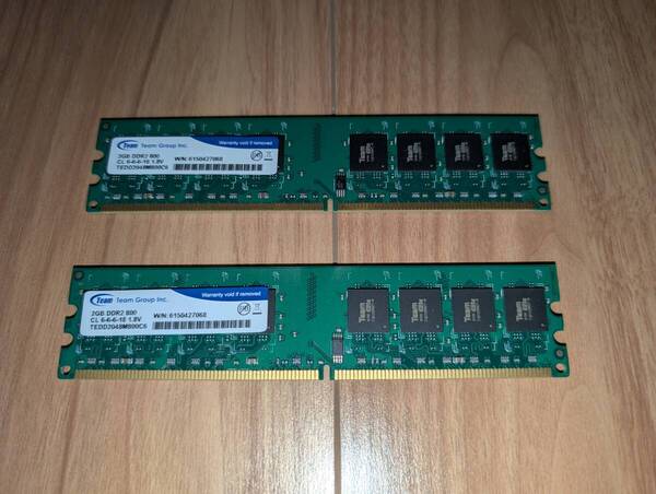 【動作品】DDR2メモリ 4GB(2GB2枚組) TEAM Elite TEDD2048M800C6