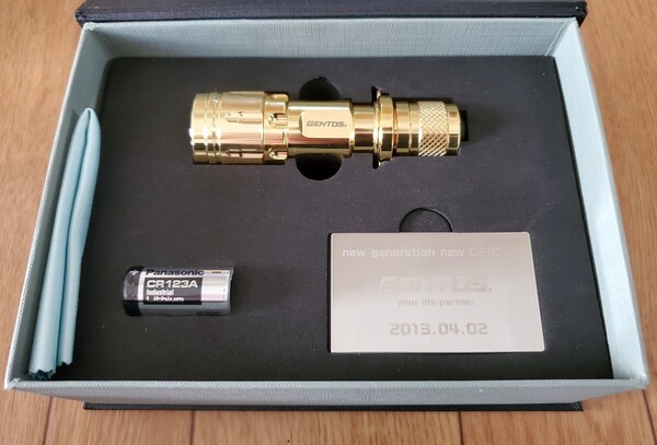 ジェントス GENTOS LEDライト 非売品 限定 ハンディトーチ
