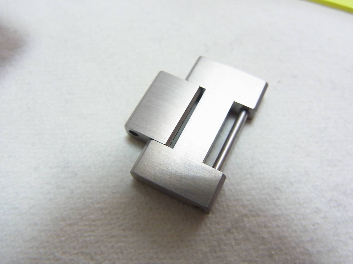 カルティエ パシャC 純正ベルト 4コマ 18mm ハーフ1コマ含 Yahoo!オークション -「カルティエ パシャc コマ」の落札相場