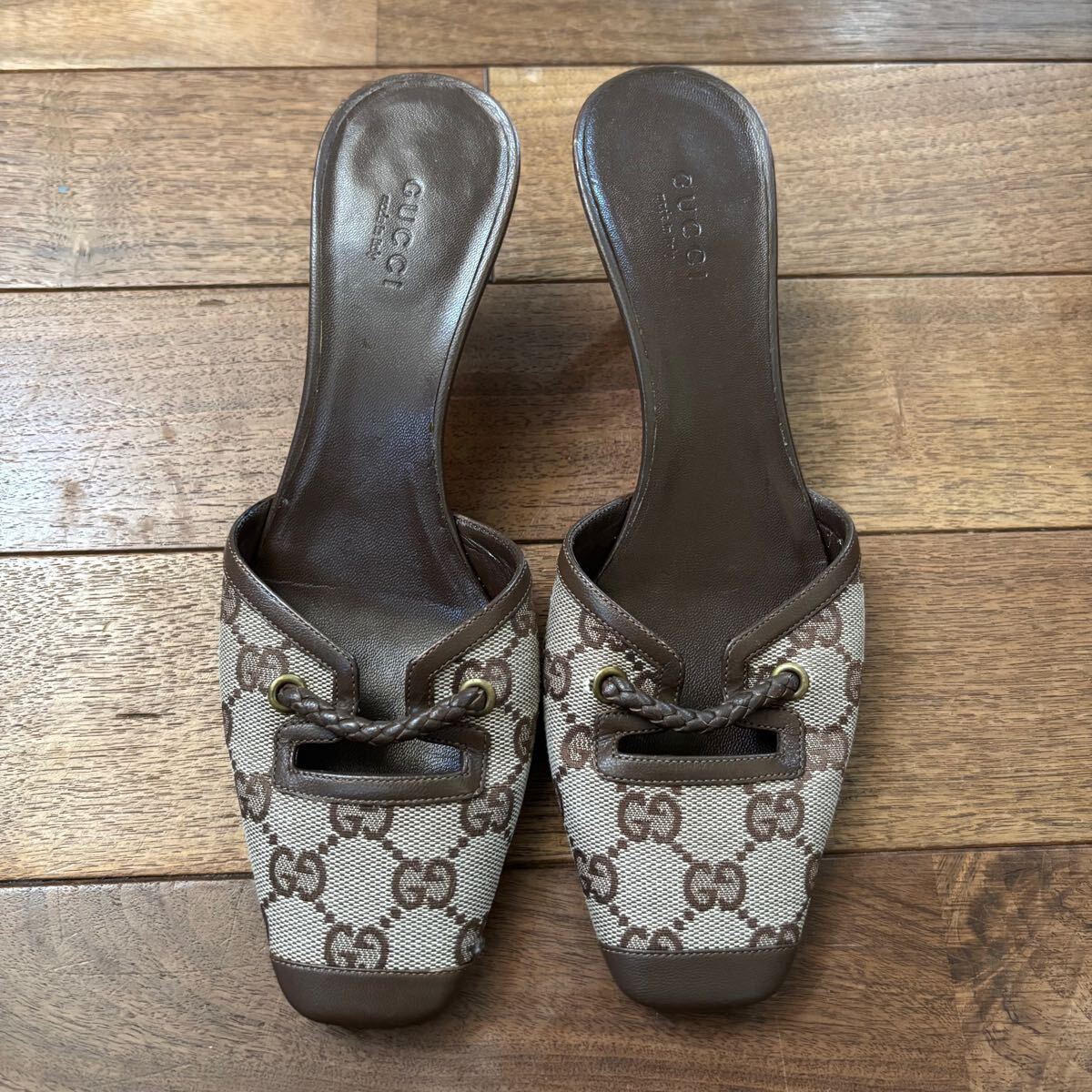 Yahoo!オークション -「gucciグッチ柄サンダル」の落札相場 Yahoo!オークション -「gucciグッチ柄サンダル」の落札相場