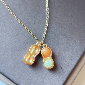 ◇ジェイド(本翡翠)◇ヒスイ◇ネックレス◇ペンダント◇落花生形◇巾着袋付き◇プレゼントにも034R1107