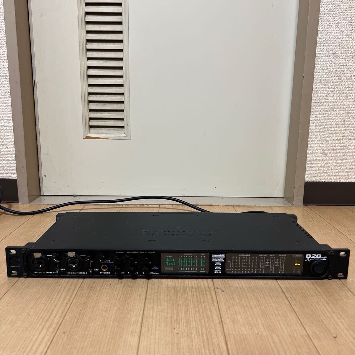 MOTU 828mk2 FireWire オーディオインターフェース