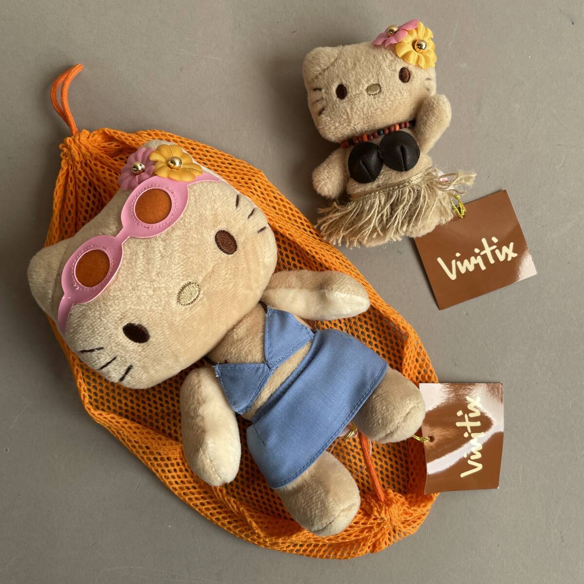 Yahoo!オークション -「キティ vivitix ぬいぐるみ」の落札相場 Yahoo!オークション -「キティ vivitix ぬいぐるみ」の落札相場