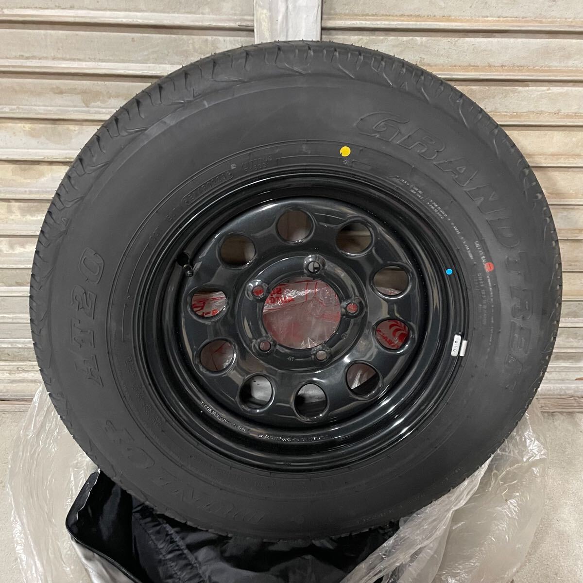 新車取り外し JB74 ジムニー シエラ 純正 背面タイヤホイール
