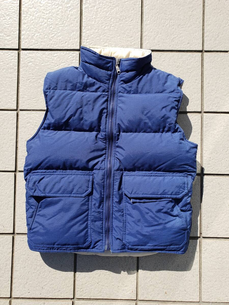 美品　Easteru Mountain Sports ダウンベスト 美品 Easteru Mountain Sports ダウンベスト