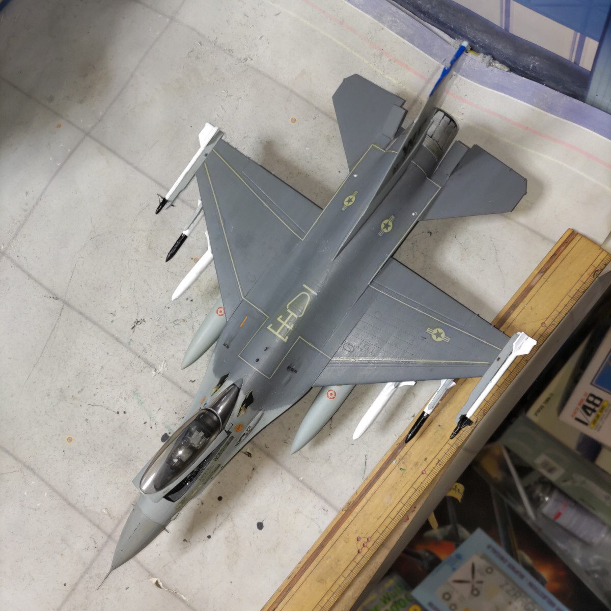 Yahoo!オークション -「f16」(完成品) (航空機)の落札相場・落札価格 Yahoo!オークション -「f16」(完成品) (航空機)の落札相場・落札価格