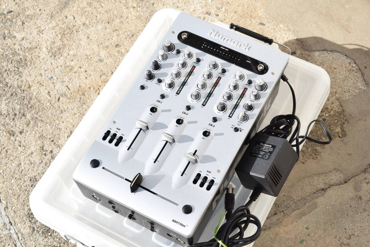 Yahoo!オークション -「numark ミキサー」(DJミキサー) (DJ機器 Yahoo!オークション -「numark ミキサー」(DJミキサー) (DJ機器