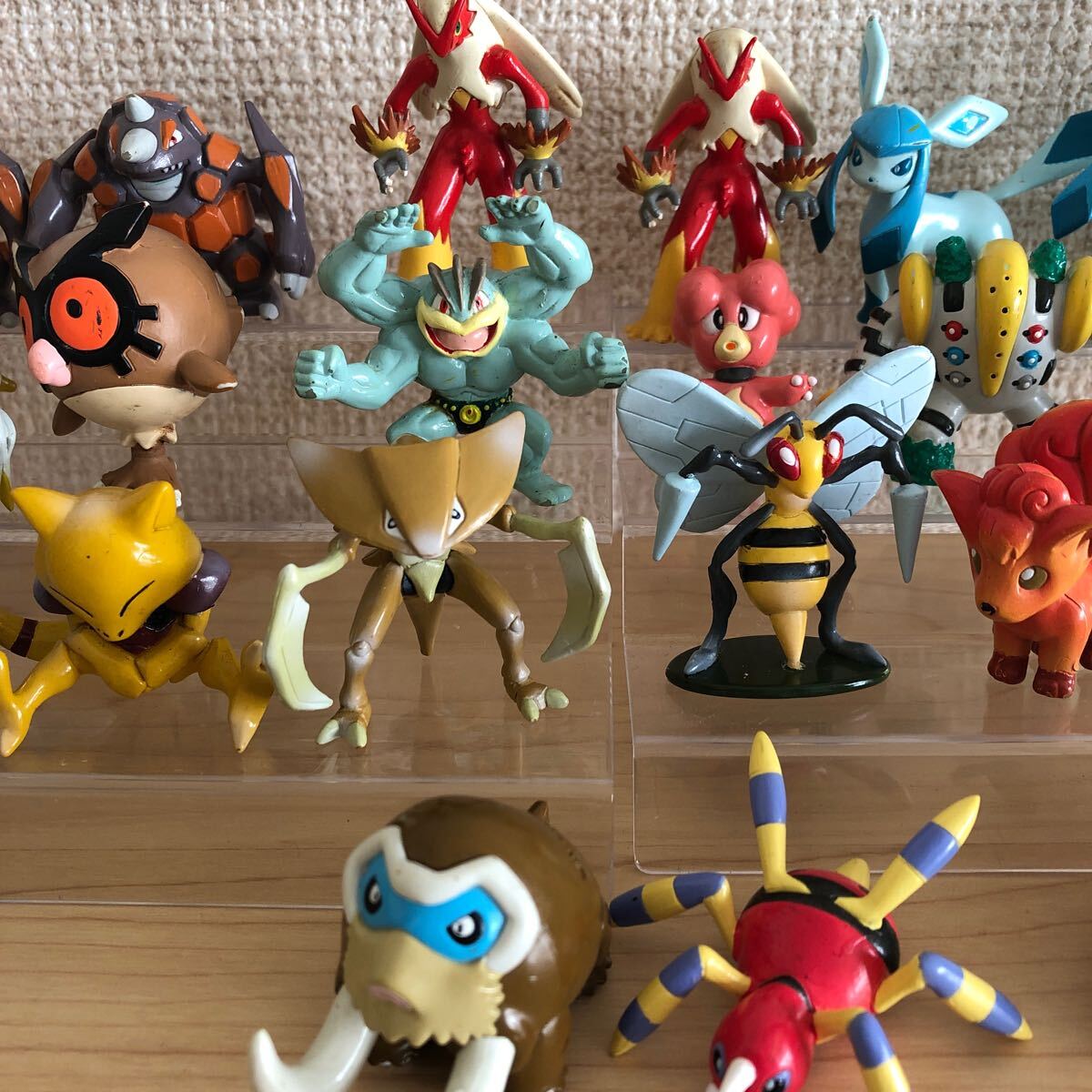 Yahoo!オークション -「ポケモン カブトプス」(人形 Yahoo!オークション -「ポケモン カブトプス」(人形