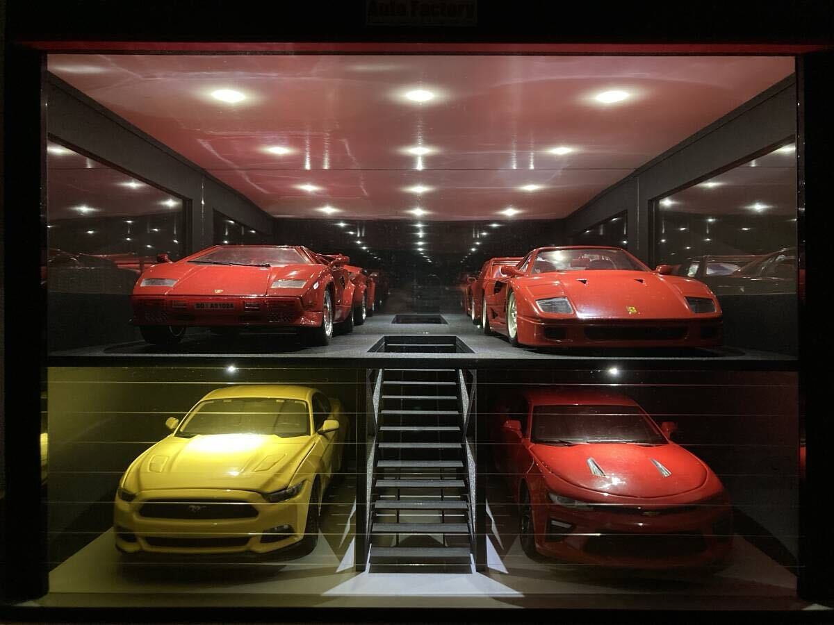 ミニカー専用ジオラマ：1/18 ショールーム＆ガレージⅠ