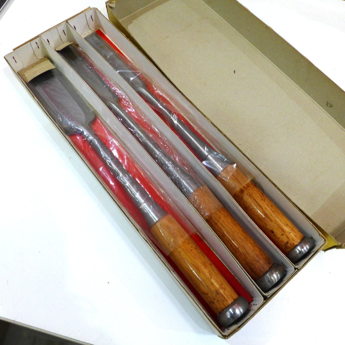 ☆未使用品☆忠綱 面取 赤樫柄 10本組 最高級鏨 たたき蚤 ノミ
