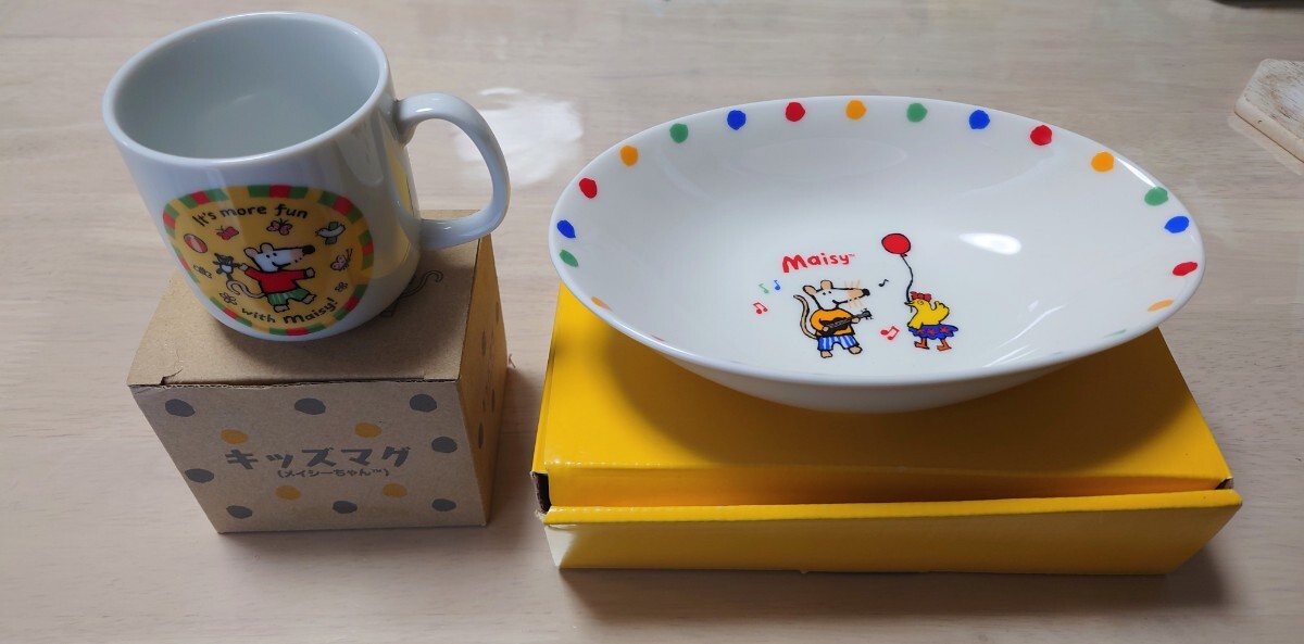 うのにもお得な Yahoo!オークション -「メイシー」(食器) (キッチン、食器)の Baby Tableware
